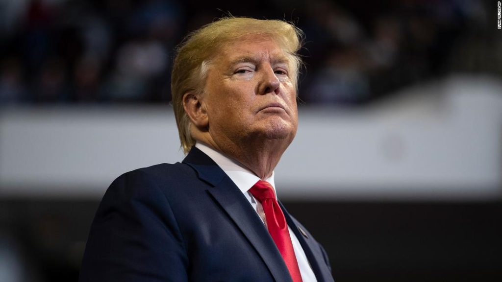 Tarif Trump: Keuangan Syariah Lumpuh atau Justru Tumbuh?